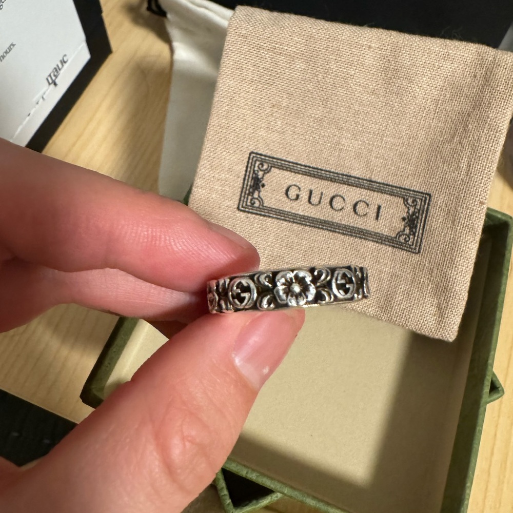 Gucci Floral Motif GG Icon Ring (NEW and AUTHENTIC)